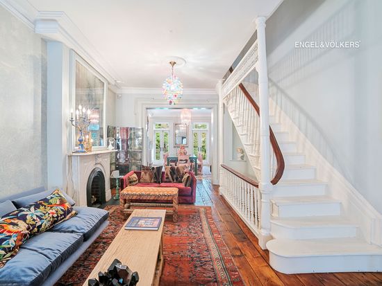351 W 30th St, New York, NY 10001 - Image 1