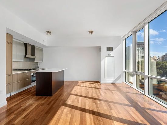 8 Union Sq S #6B, New York, NY 10003 - Image 1