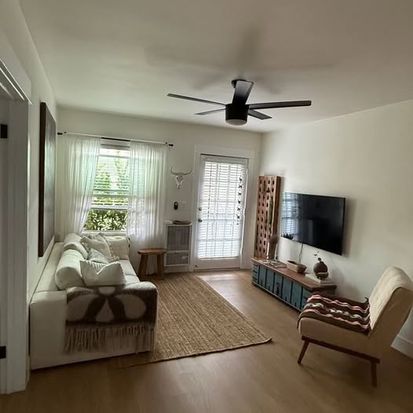2020 Strongs Dr, Venice, CA 90291 - Image 1