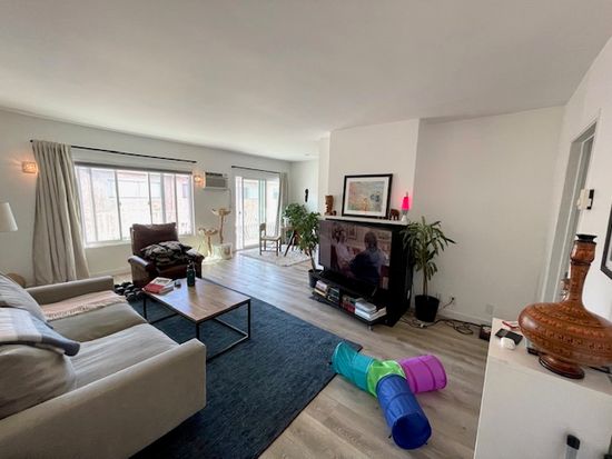 2645 28th St APT 5, Santa Monica, CA 90405 - Image 1