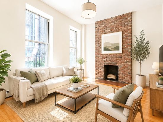 135 W 24th St APT 2AB, New York, NY 10011 - Image 1