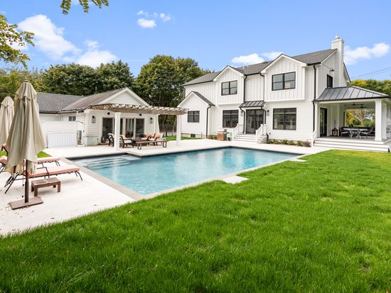 264 S Magee St, Southampton, NY 11968 - Image 1