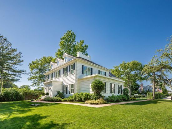 109 Hill St, Southampton, NY 11968 - Image 1