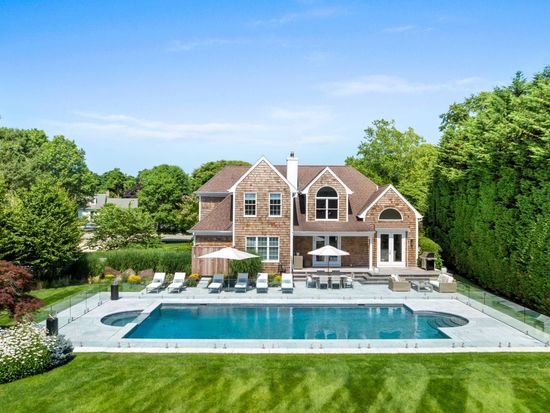 39 Aberdeen Ln, Southampton, NY 11968 - Image 1