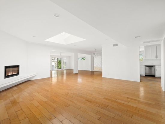 5237 Mecca Ave, Tarzana, CA 91356 - Image 1