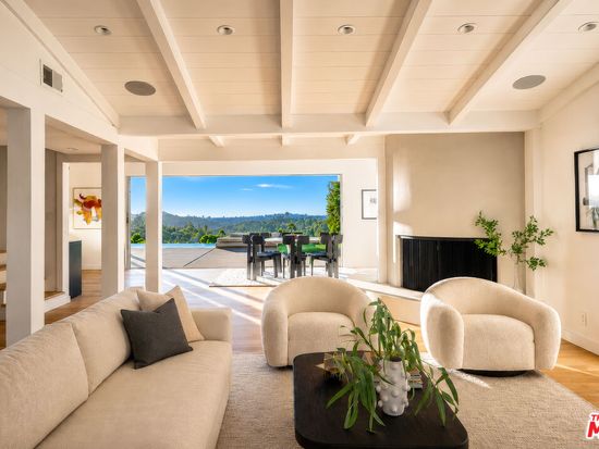 3109 Dona Susana Dr, Studio City, CA 91604 - Image 1