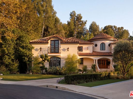 3829 Hayvenhurst Dr, Encino, CA 91436 - Image 1