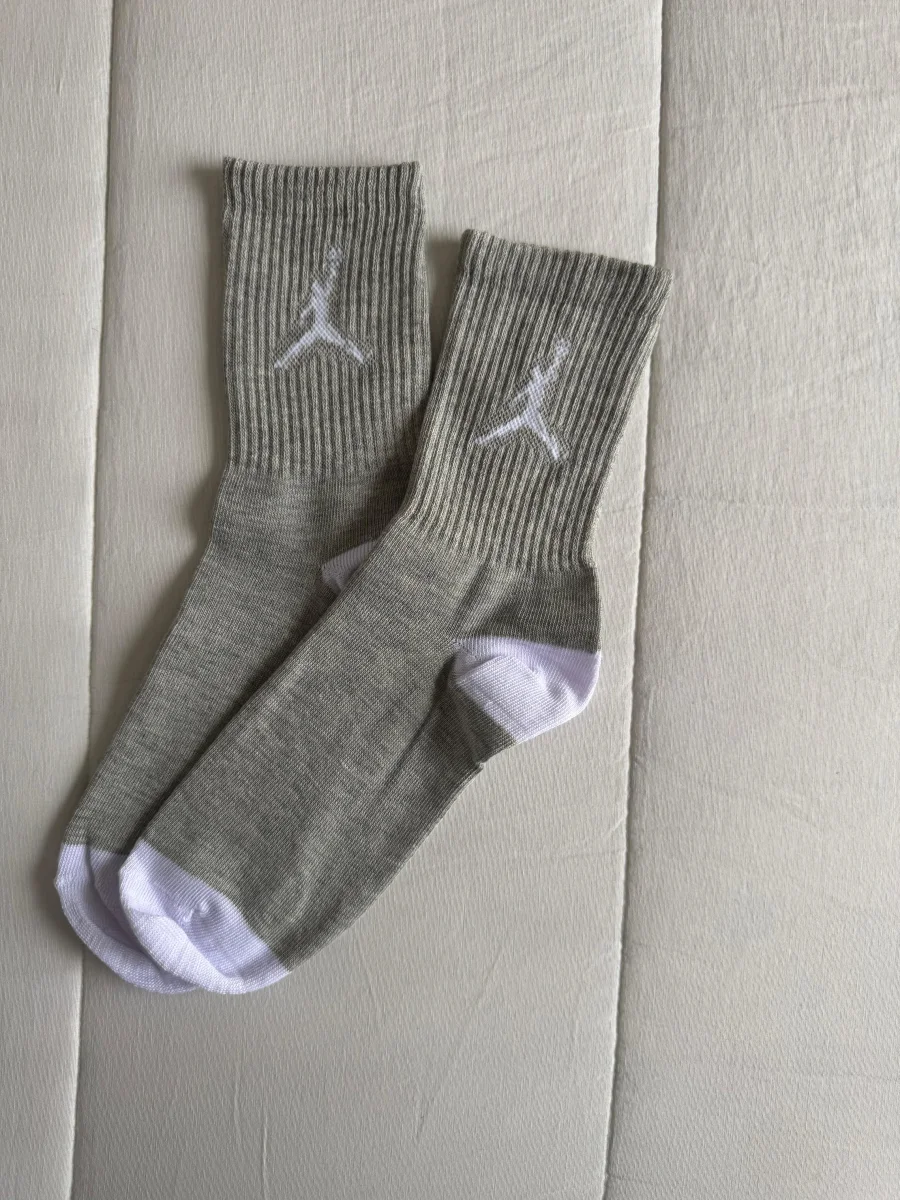 Jordan gris