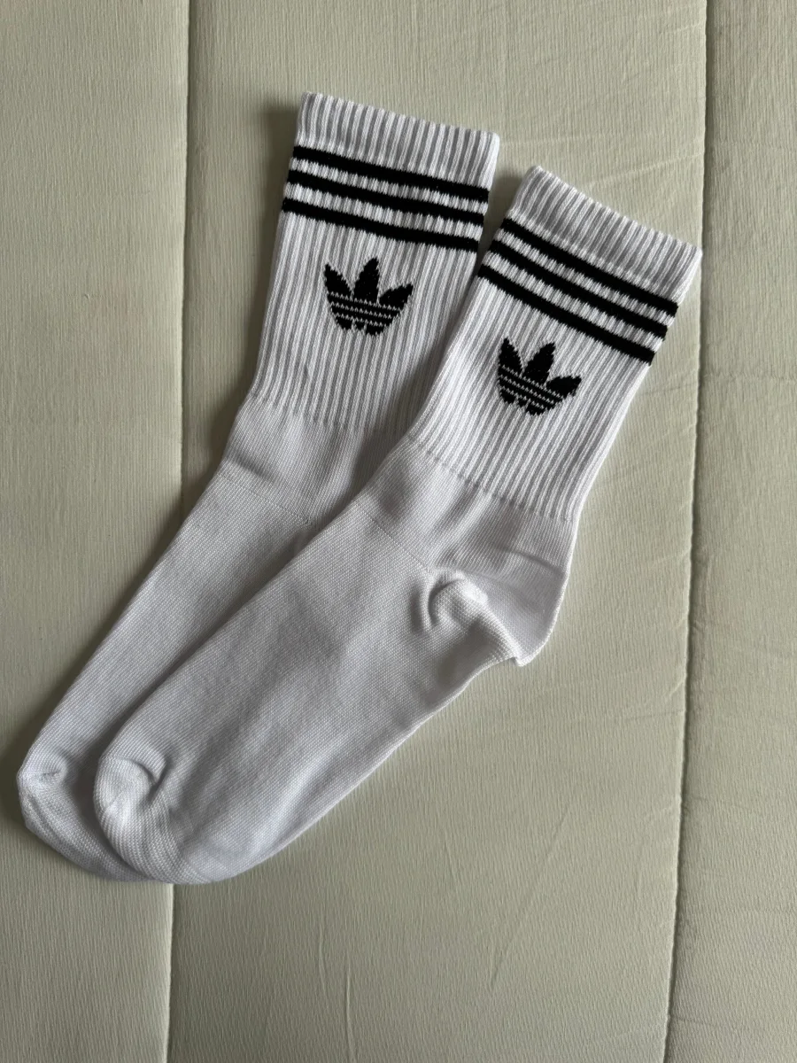 Adidas old blanca