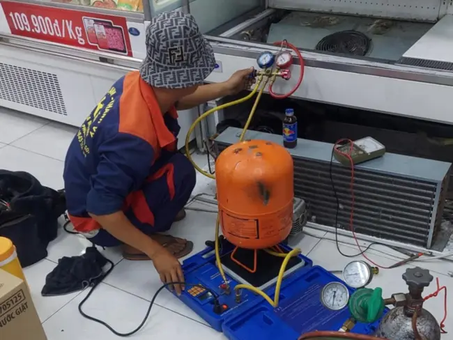 Thay thế gas tủ mát tại quận 2