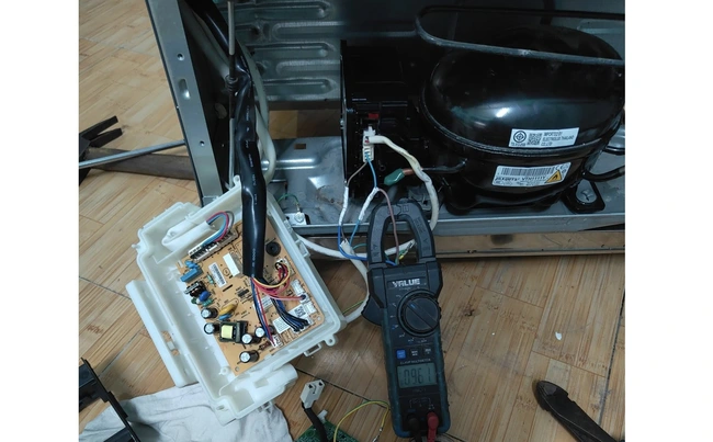 Kiểm tra bo mạch tủ lạnh