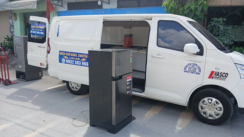 Xe Trung Điện Lạnh đến nhà dân tại đường Lò Lu Thủ Đức để thu mua đồ cũ
