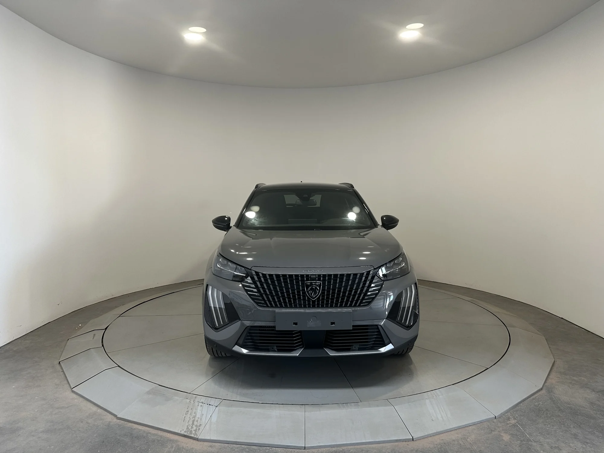 Peugeot 2008 hybrid 145 e-dcs6 5p