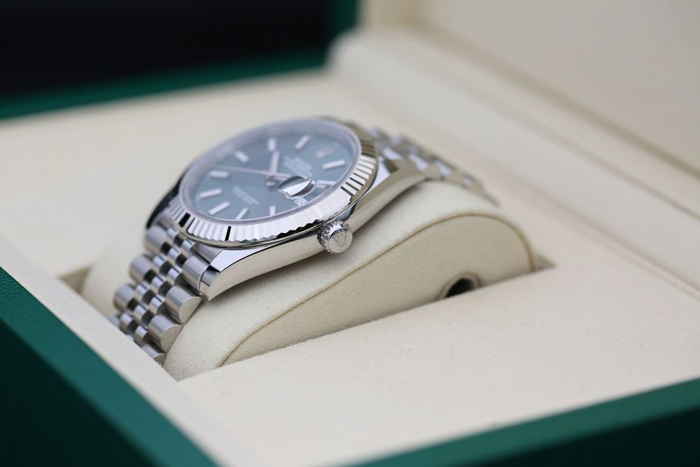 ROLEX DATEJUST 126334 (MINT GREEN 41MM) 2026 preview 4