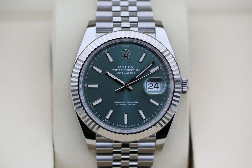ROLEX DATEJUST 126334 (MINT GREEN 41MM) 2026