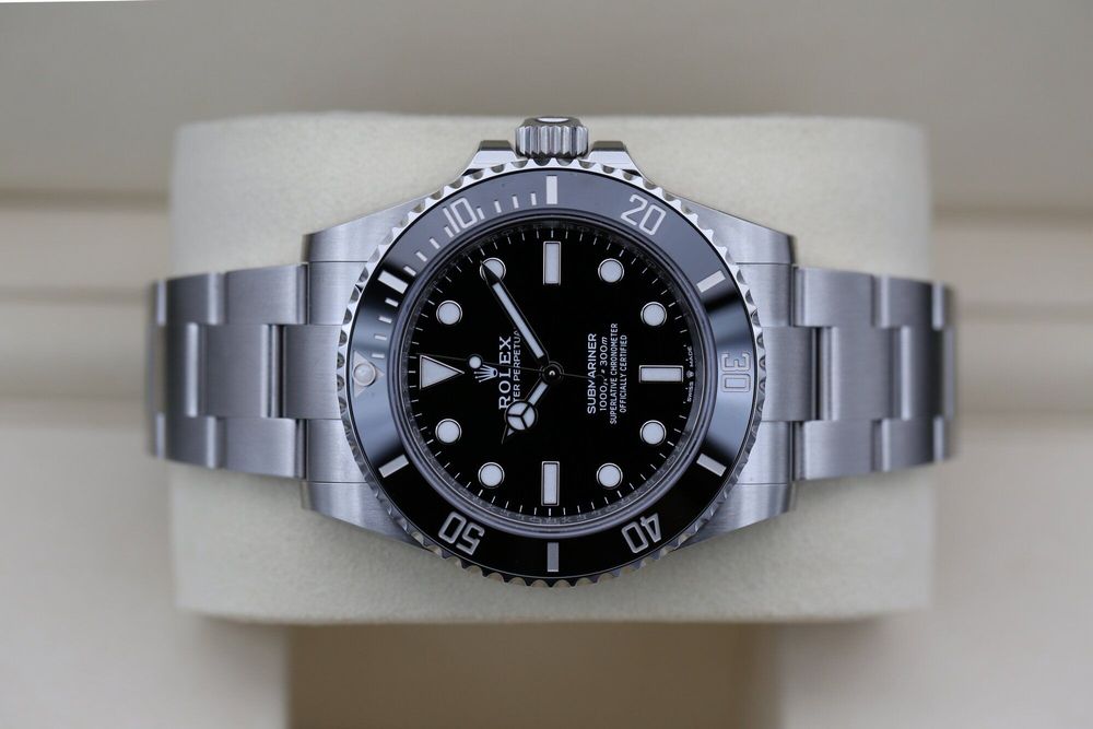ROLEX SUBMARINER 124060 (BLACK 41MM) 2026 preview 2