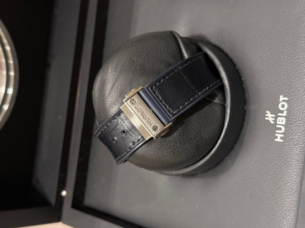 HUBLOT CLASSIC FUSION 511.NX.7170.RX (BLUE 42MM) 2021 preview 4