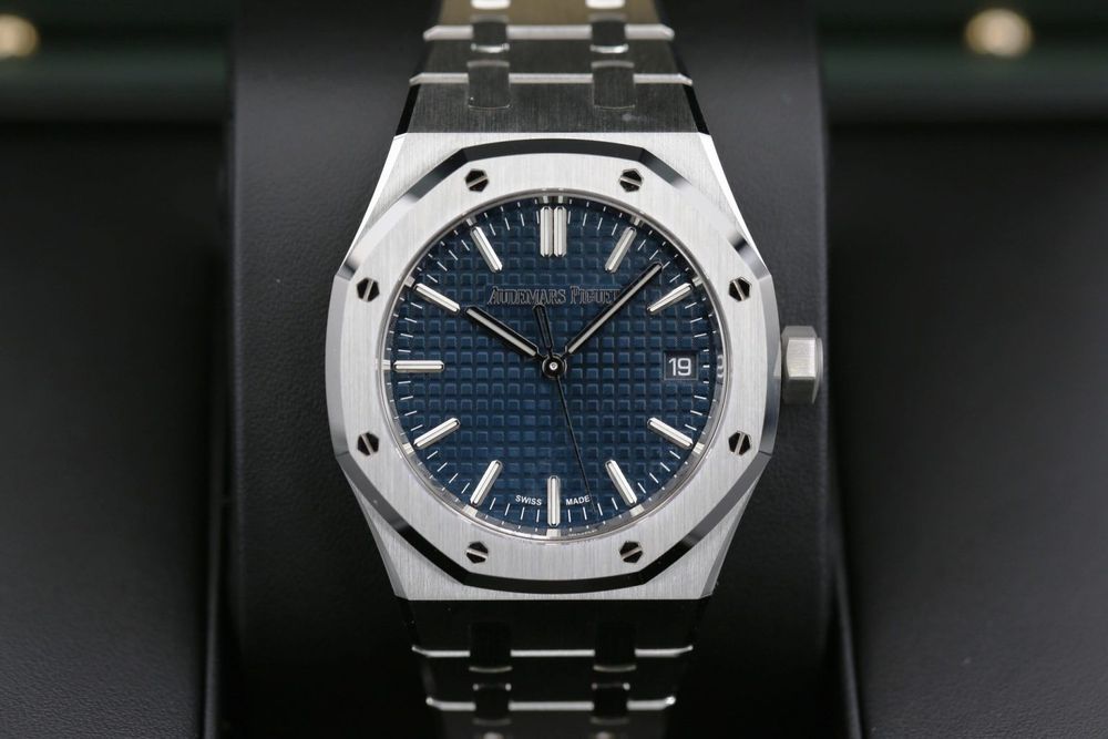 AUDEMARS PIGUET ROYAL OAK 15550ST.OO.1356ST.06 (BLUE 37MM) 2026