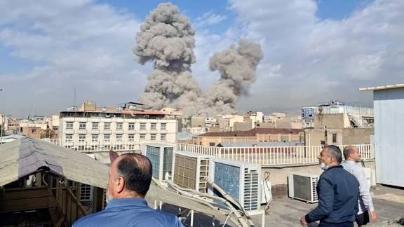 Israel-US Strikes on Iran Escalate Middle East Tensions: A Strategic Breakdown