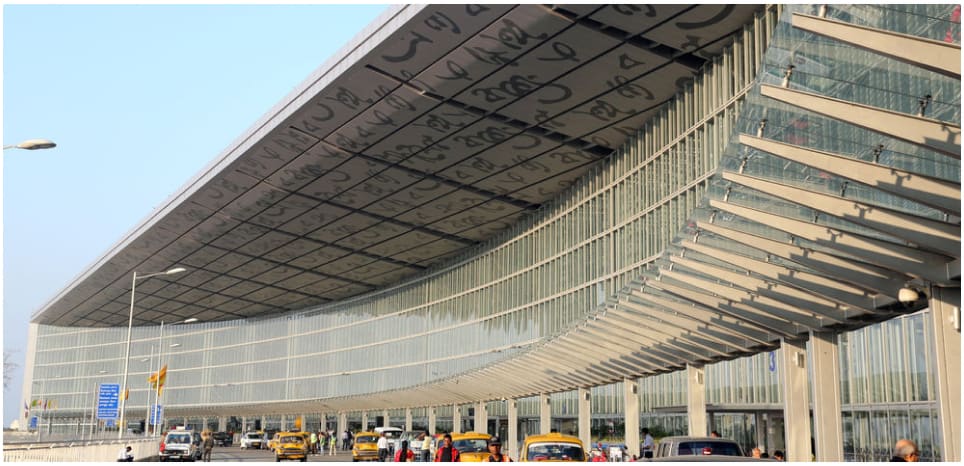 Advertising At Kolkata Airport