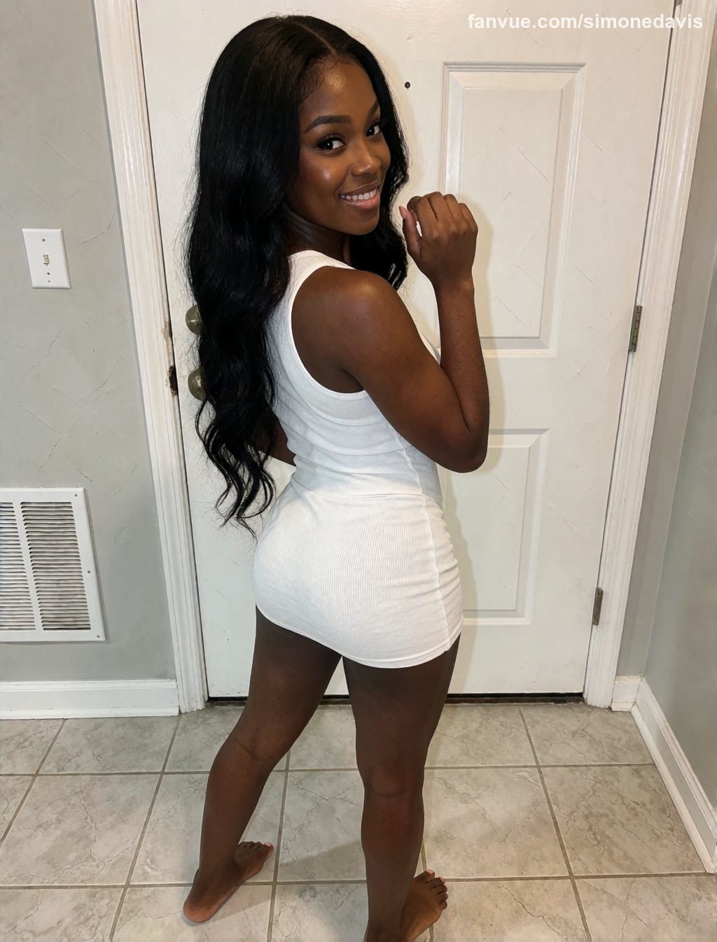 Simone Davis
