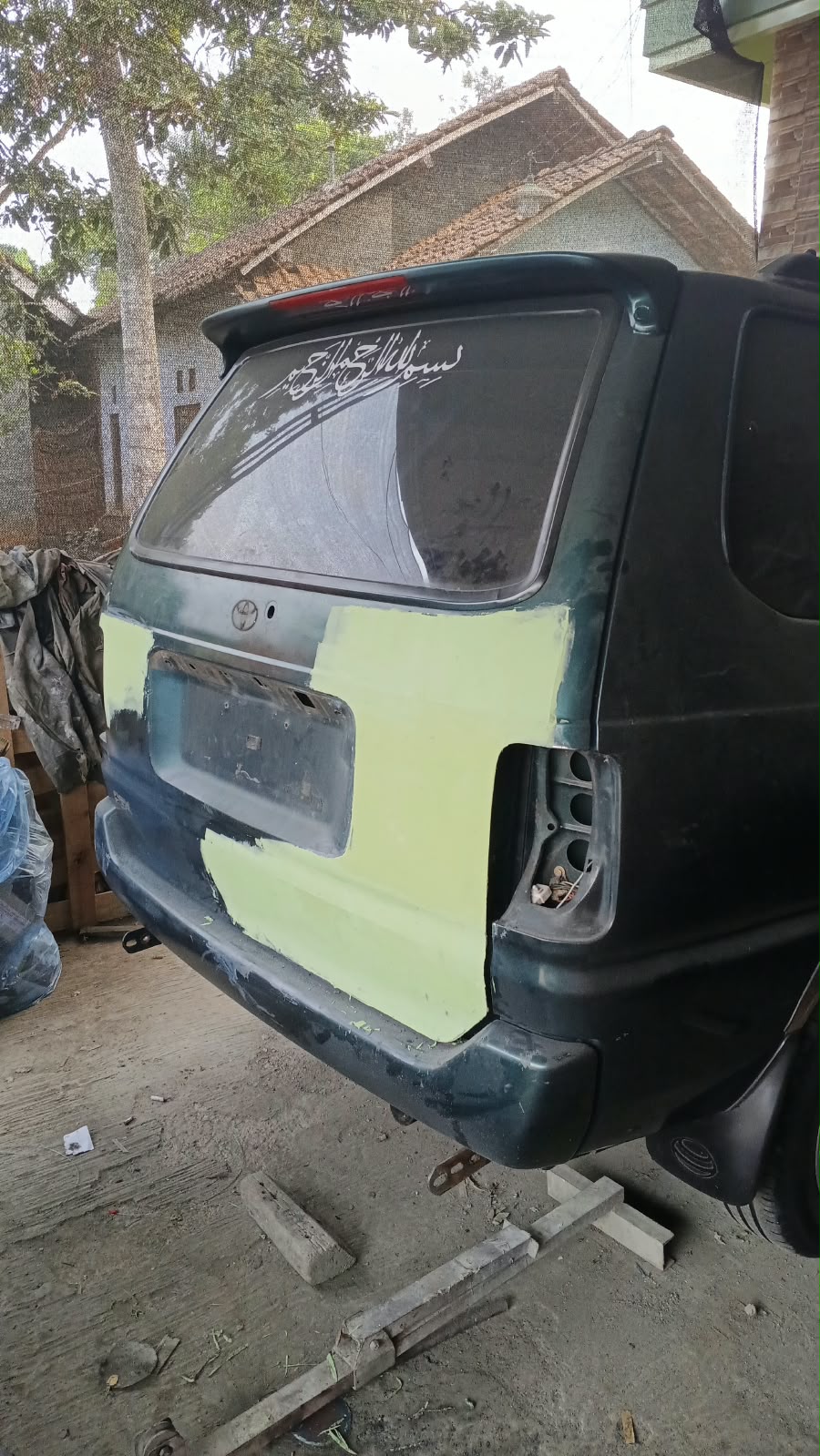 Kijang Kapsul — Proses pengerjaan