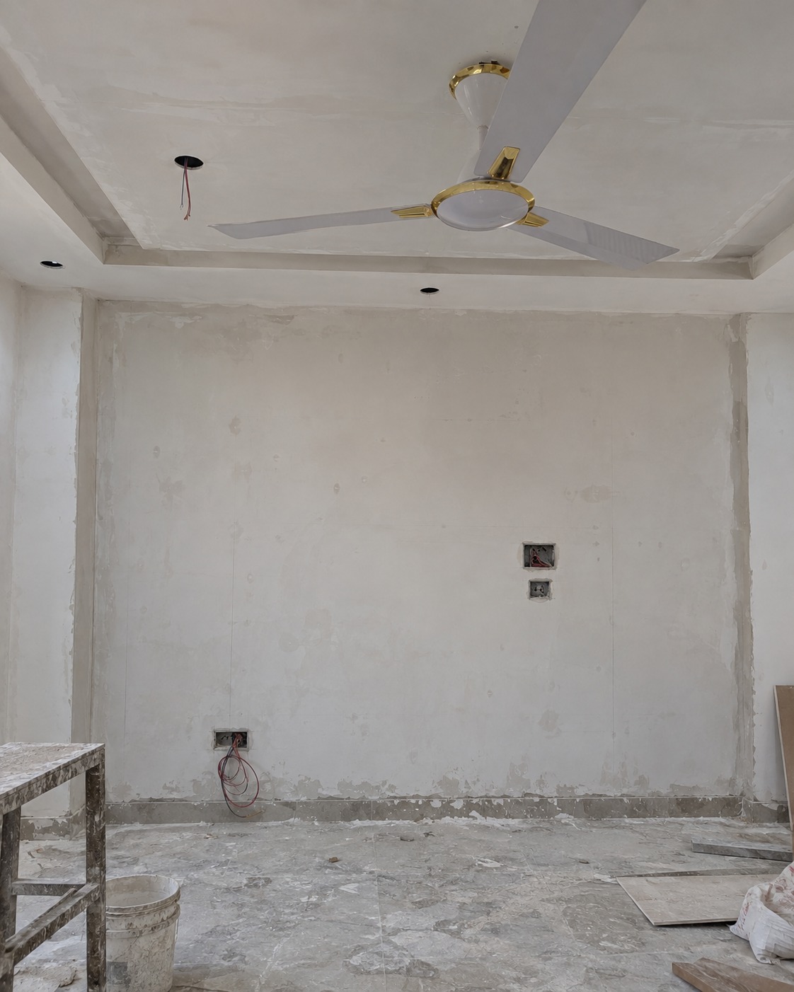 Before Modern Living Room Feature Wall with Illuminated Gypsum Ceiling