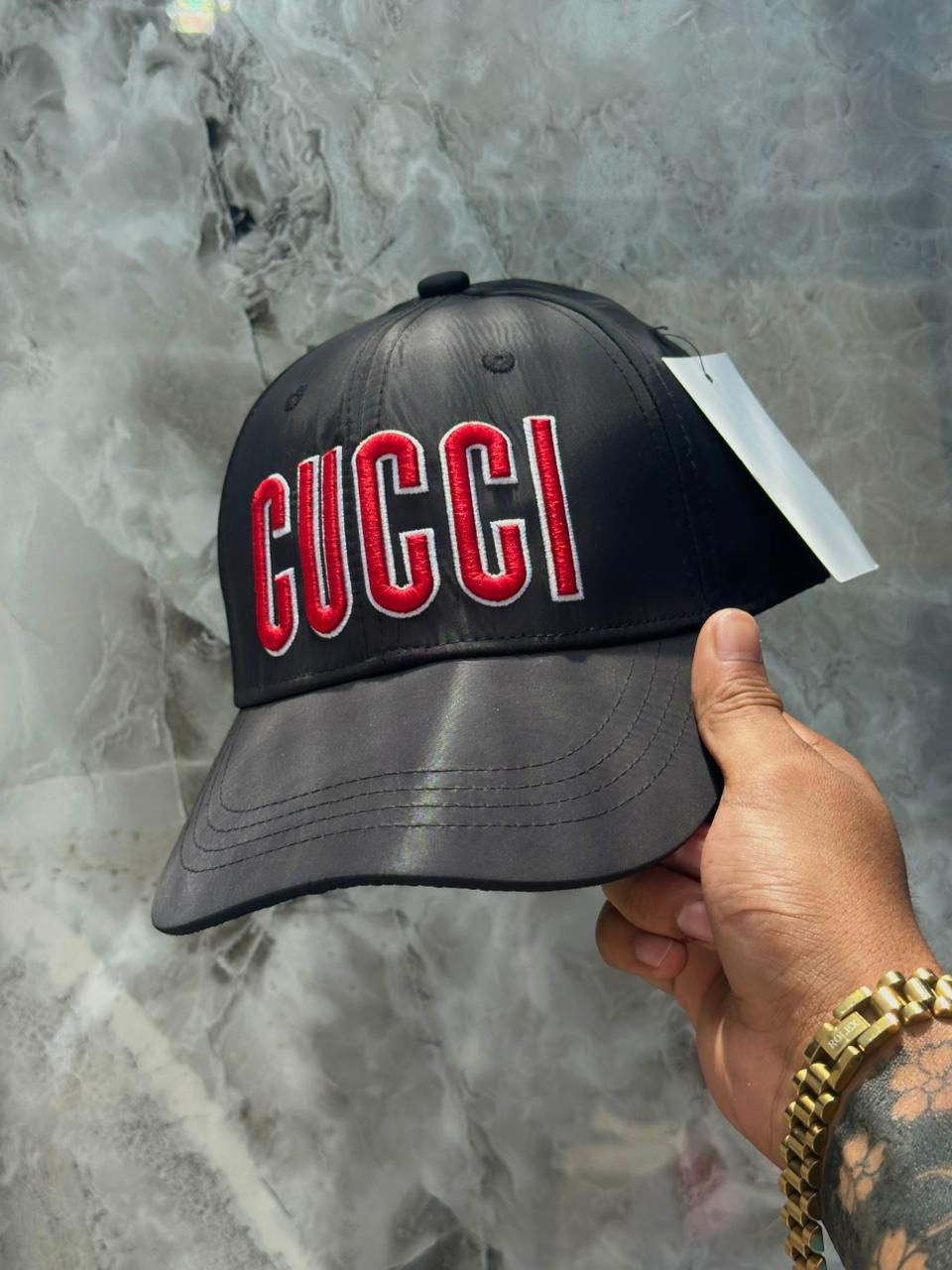 Gucci – Gorra Satin Black (Caballero)
