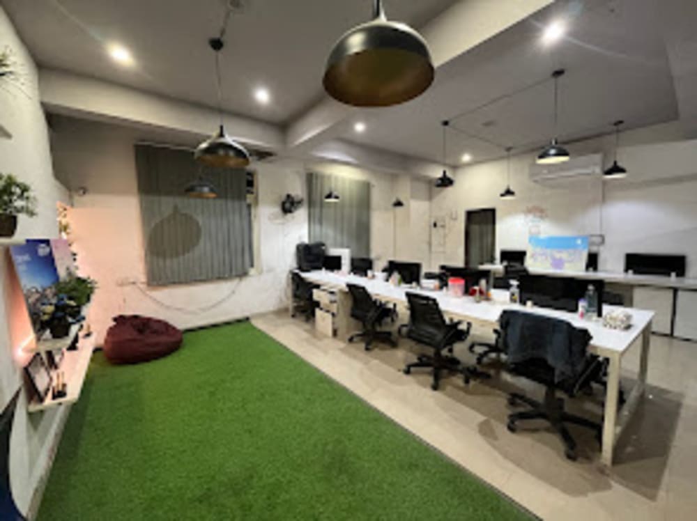 Startup Cabins Coworking Space in sewak park