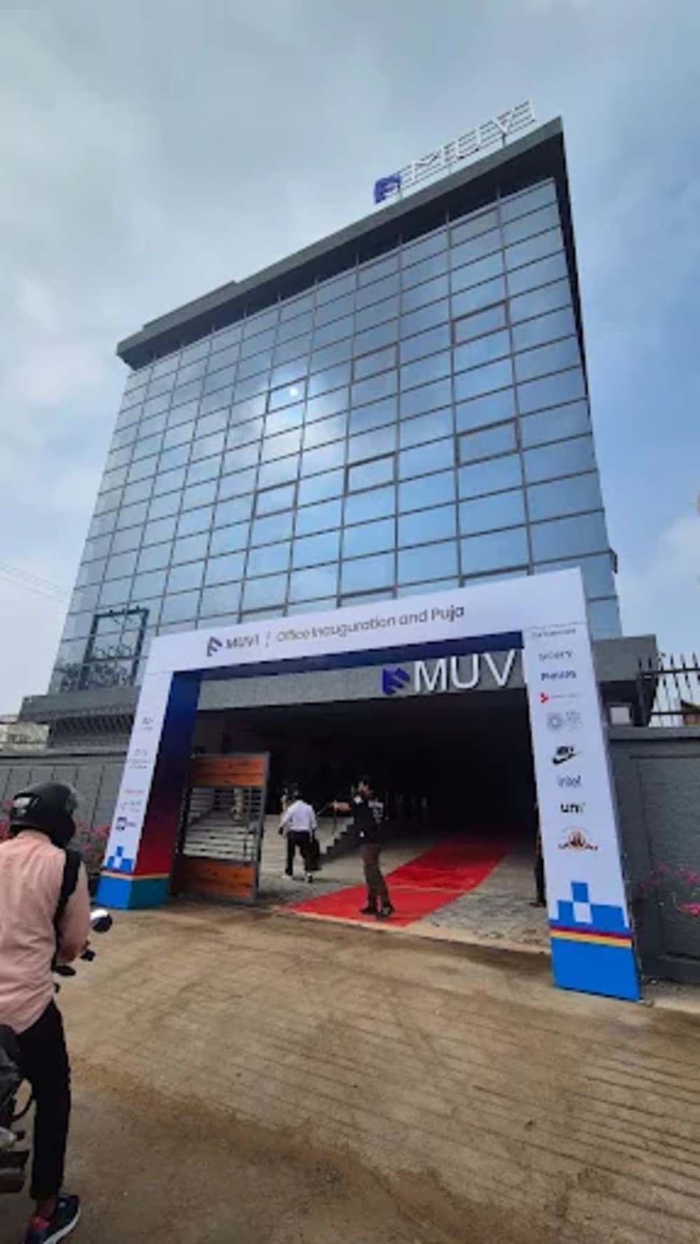 MUVI Spaces Coworking Space in infocity