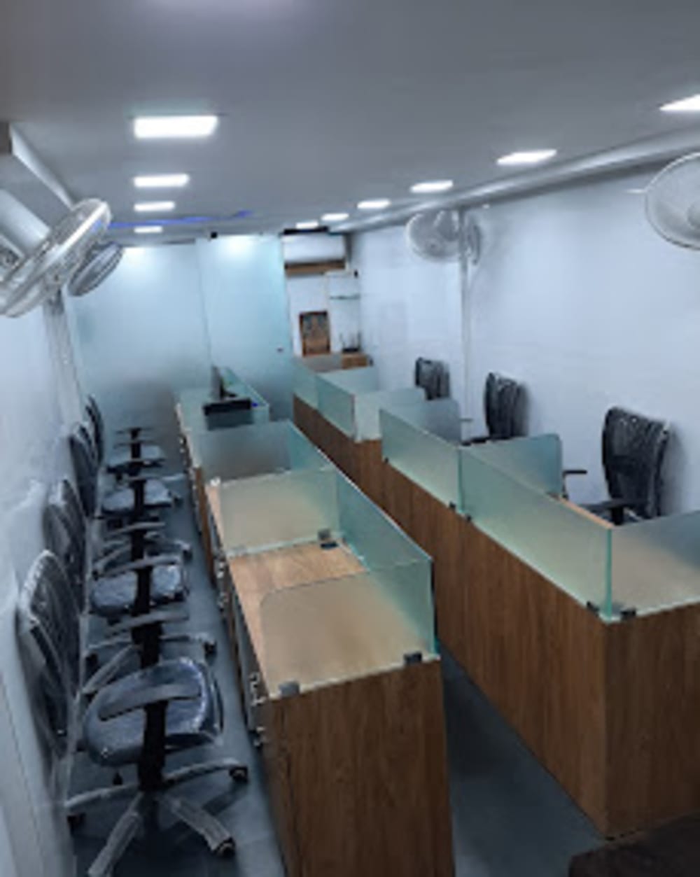 Desk Ventures Coworking Space in purasaivakkam high rd