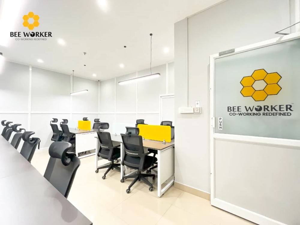 Bee worker Coworking Space in pulinchode