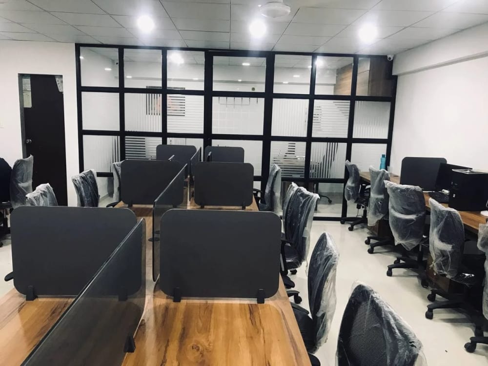 SharingDesk Coworking Space in katargam