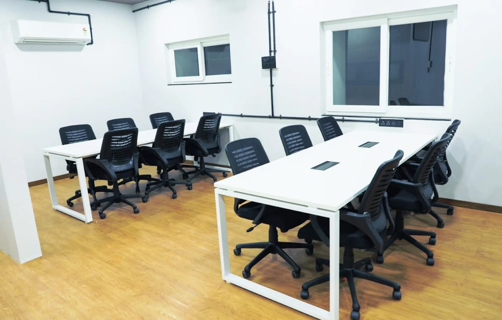 Space Lounge Coworking Space in majura gate