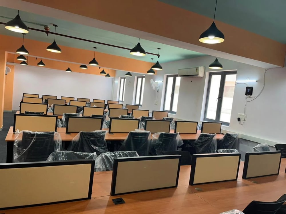 PACEPRO COWORKS Coworking Space in sector 8