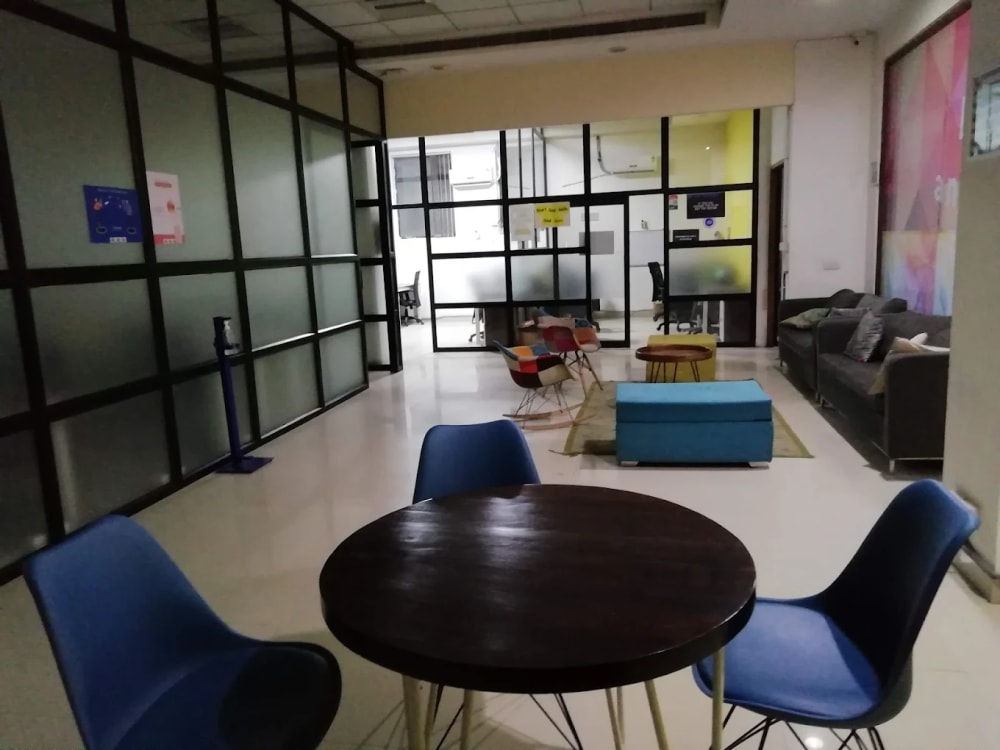 MiQB Executive Coworking Space in sector 18