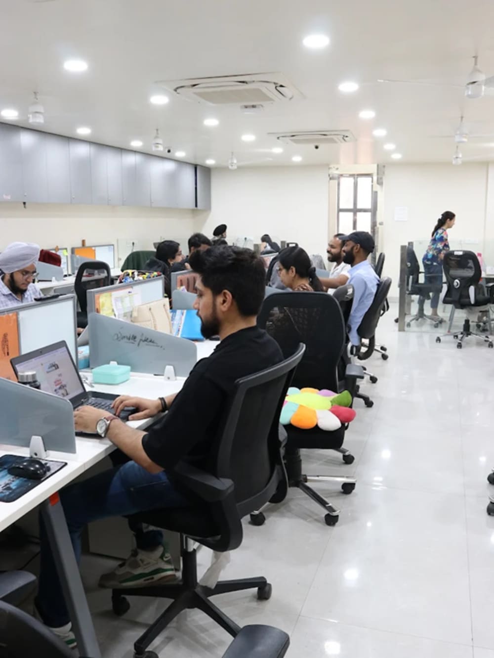 GlobEDwill Coworking Space in rajouri garden