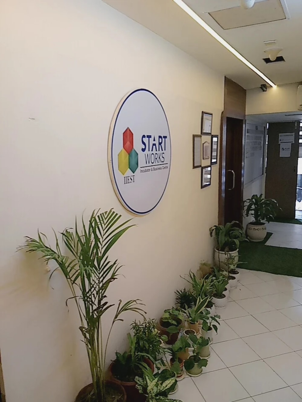 Start Works Coworking Space in barakhamba