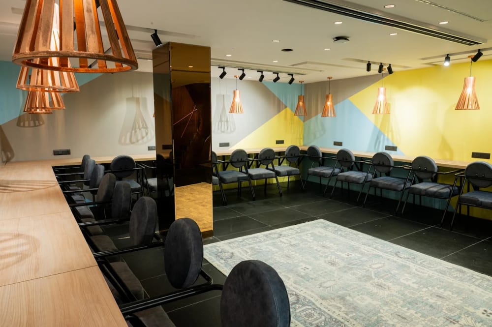 CoVyom Coworking Space in chanakyapuri
