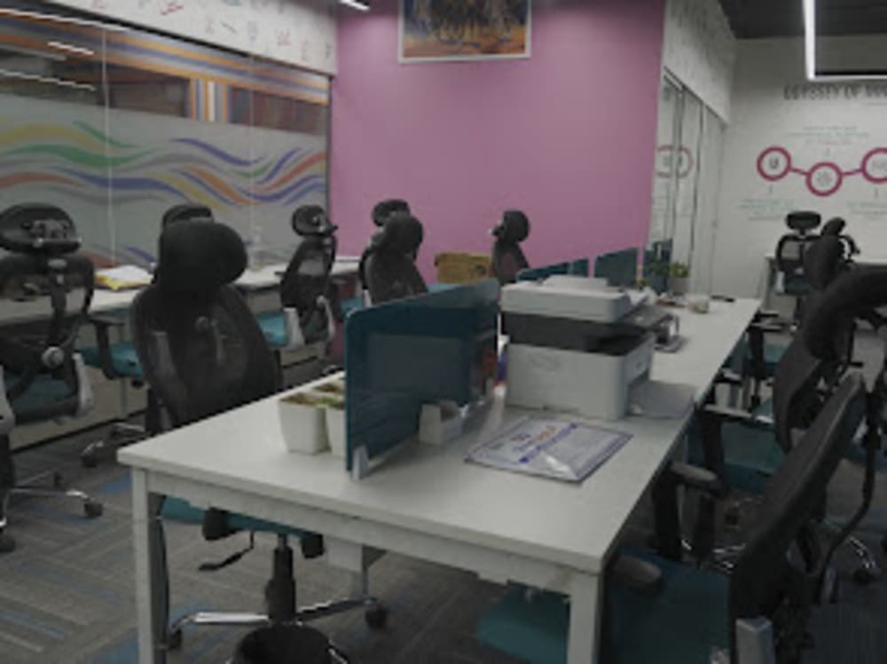 Coworkkeys Coworking Space in golf course ext road