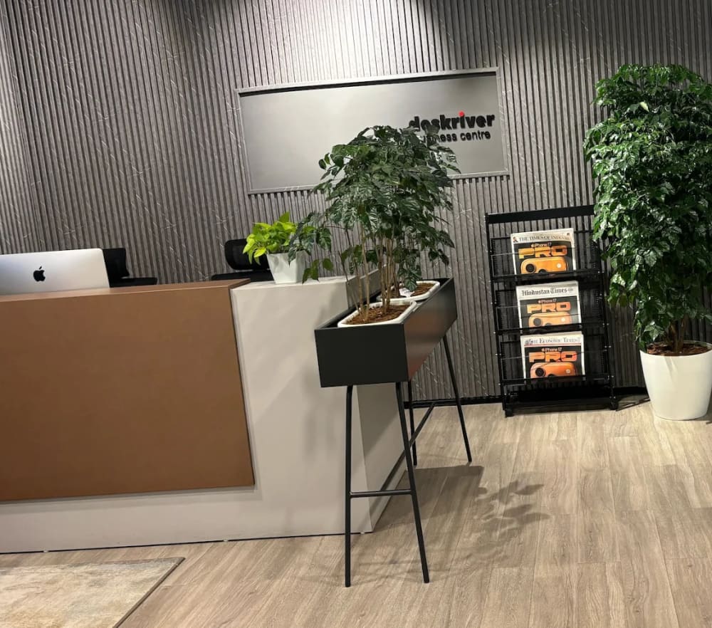 Deskriver Business Coworking Space in sector 53