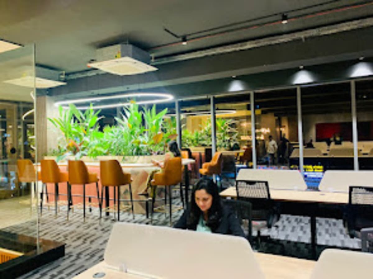 COCKTAIL  Coworking Coworking Space in parangi palaya