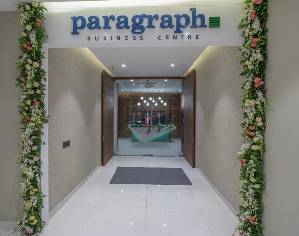 Paragraph Coworking Space in gandhinagar