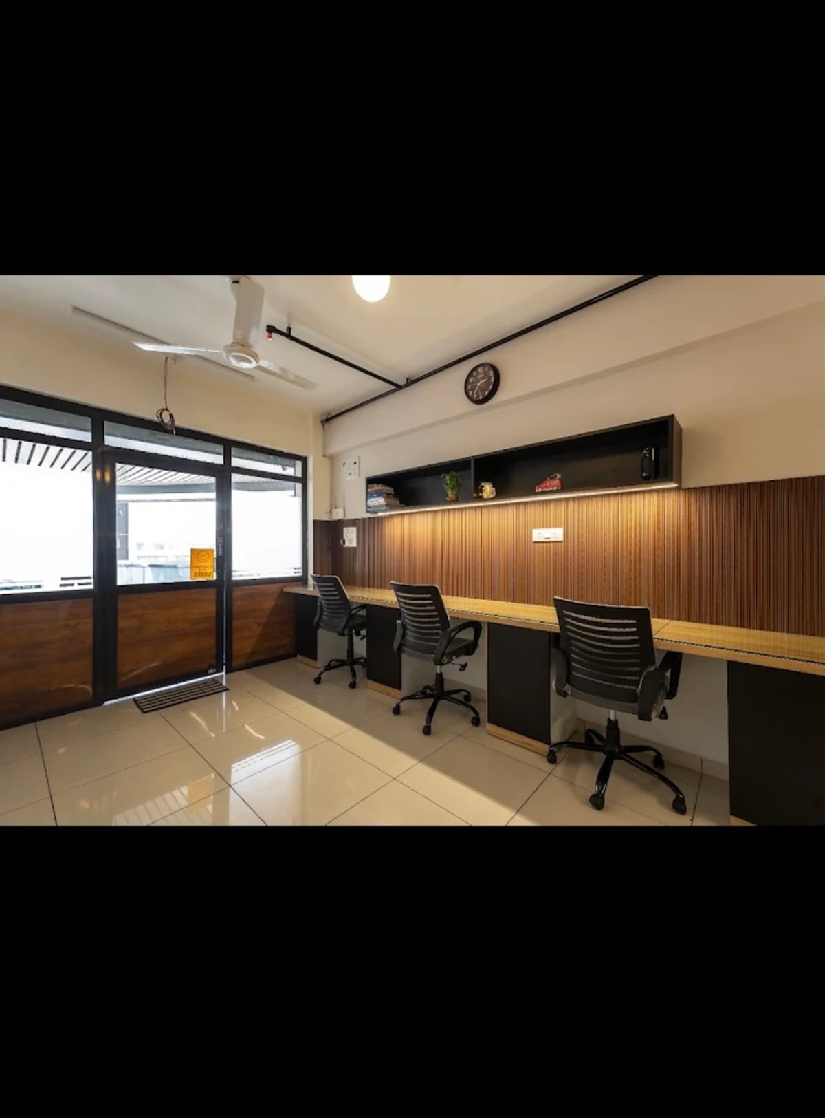 FLUiD Coworking Space in manjalpur