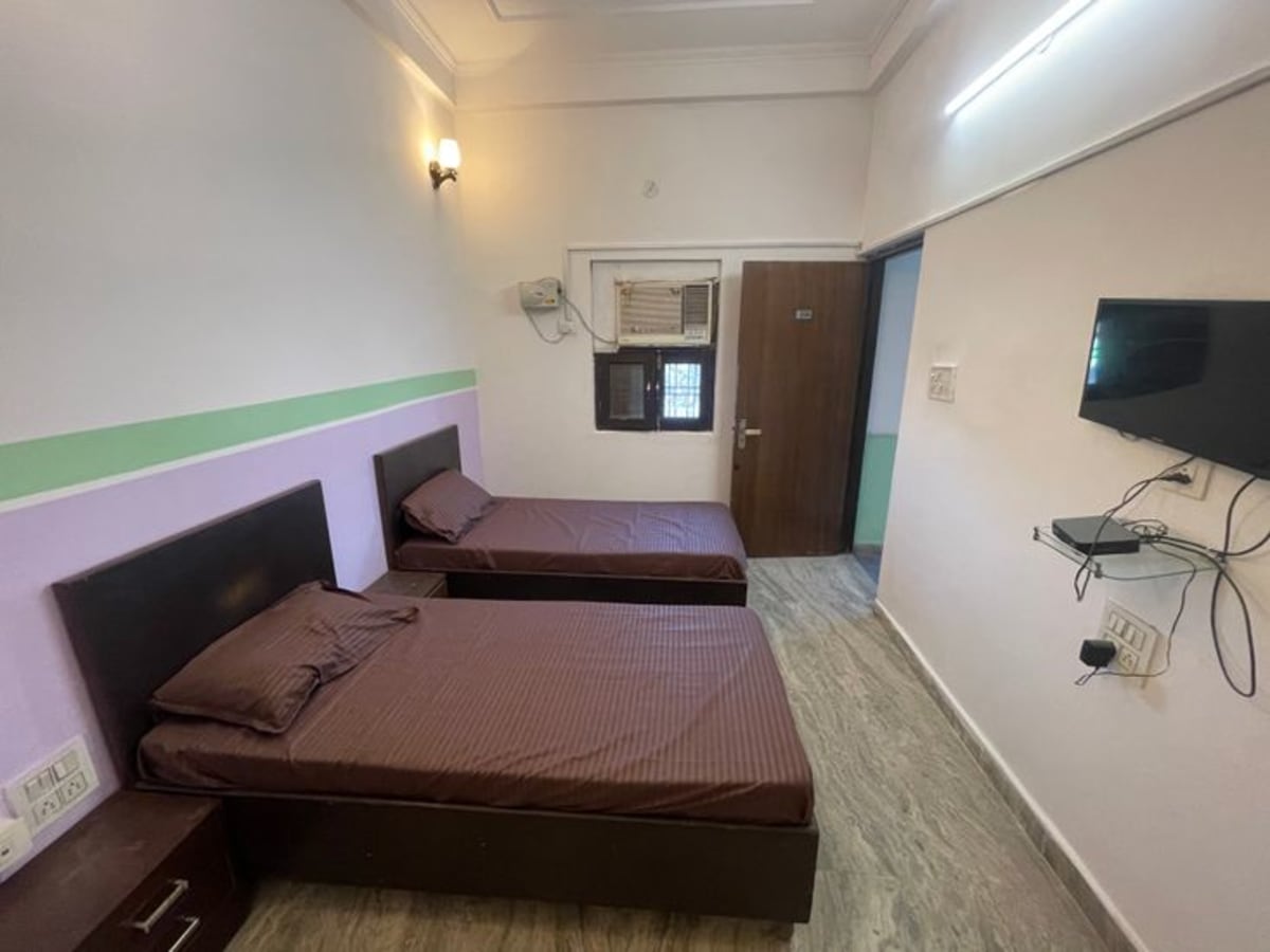 Singh Deluxe Inn — photo 2