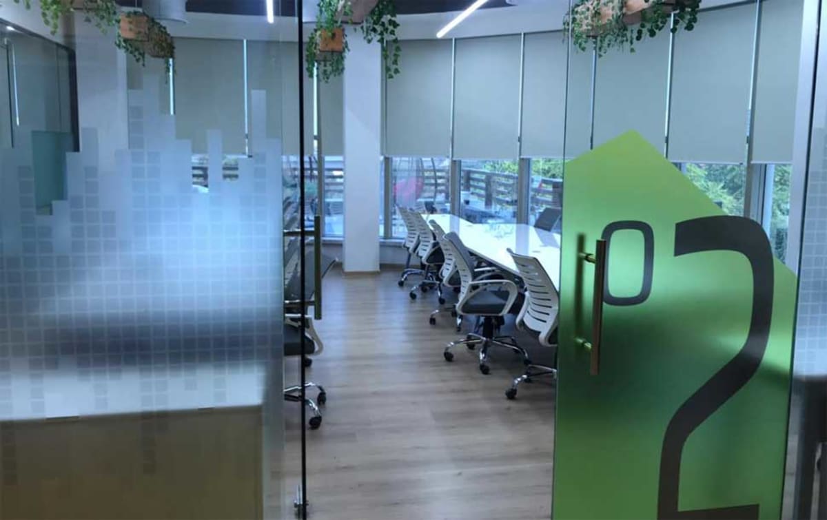 alt.f JMD Empire Square - Coworking Space in sector 16 — photo 2