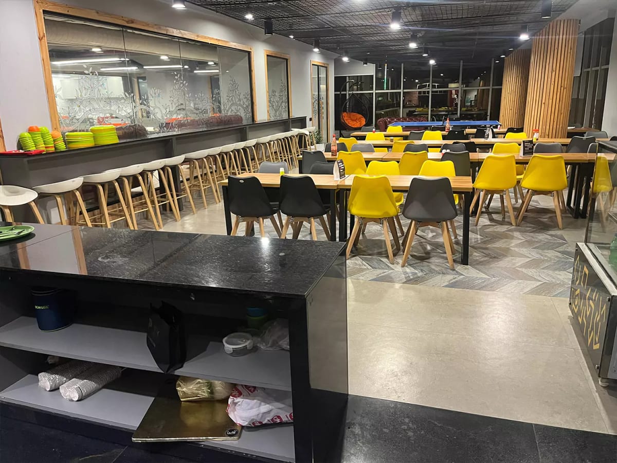 Akasa Coworking Palm Court Gurugram Coworking Space in sector 16 — photo 3