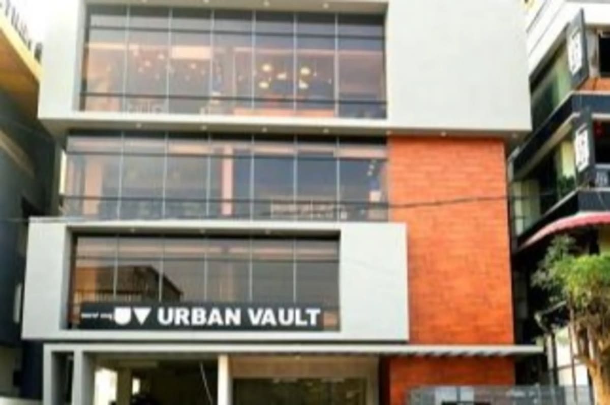 Urban Vault 1498 Coworking Space in hsr layout — photo 2