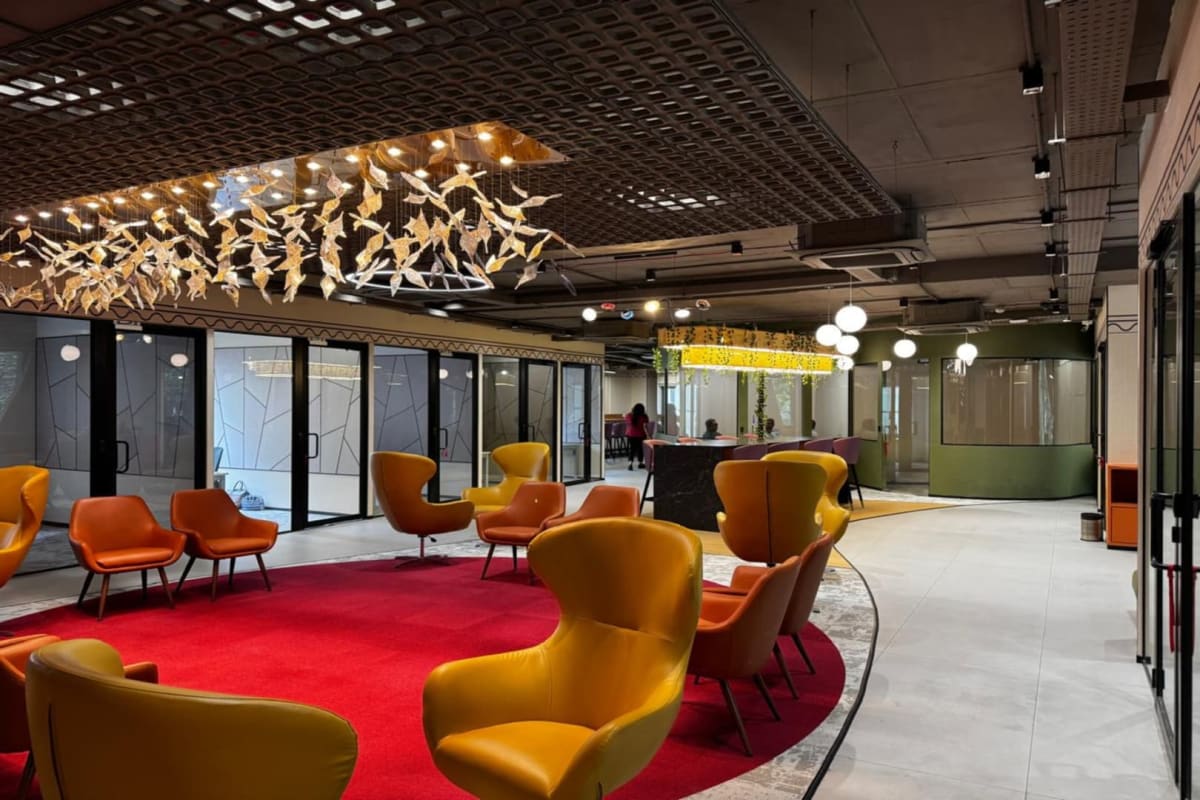 Rainmakers Workspace Museum Road Coworking Space in ashok nagar — photo 3