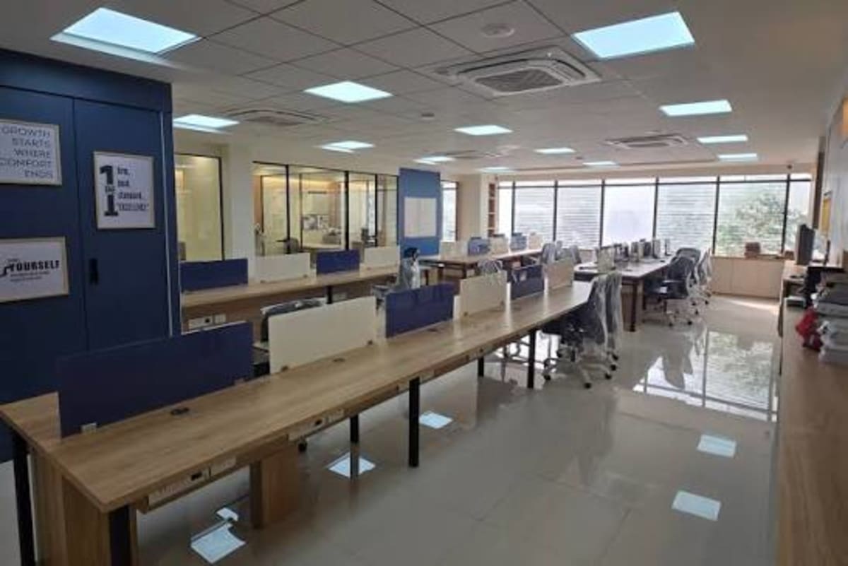 Spacyes Coworking Space in kandivali west — photo 3